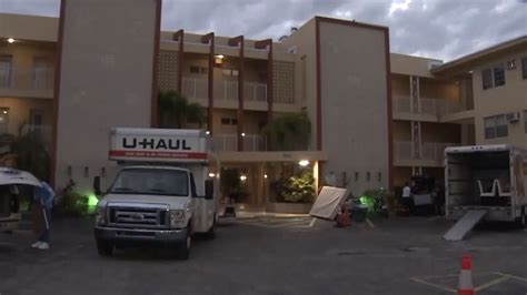 Final day to move out for North Bay Village condo residents after building deemed unsafe